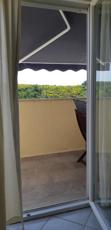 Apartmans Sun & Moon Zambratija  Exterior photo